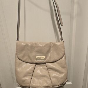 Elegant Cream Shoulder Bag